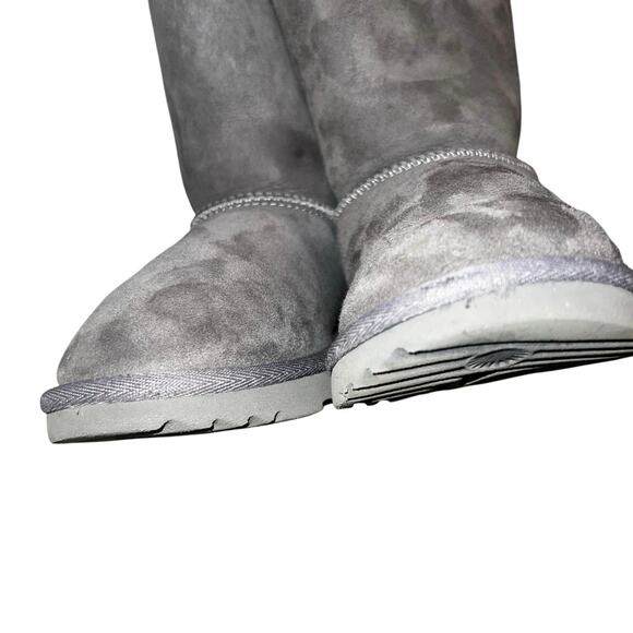 UGG SHORT BAILEY BOW GREY GRAY SUEDE SHEEPSKIN FUR BOOTS SIZE US 3 YOUTH - Picture 8 of 9